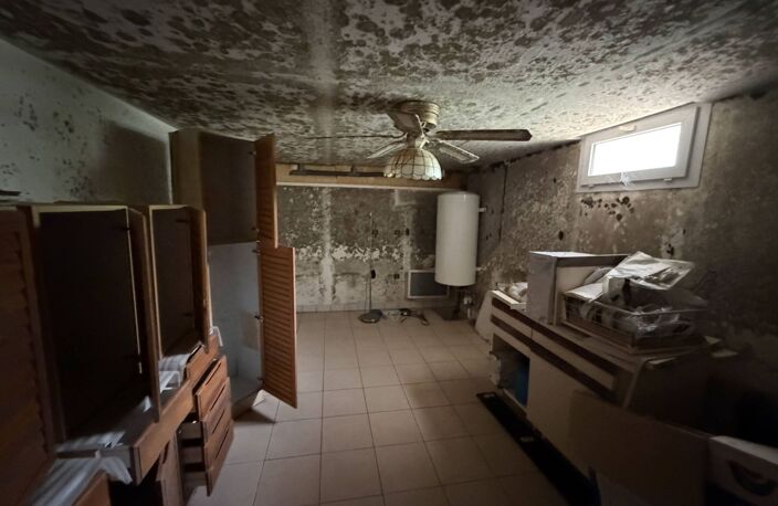Vente maison 3 pièces 85 m² La Londe-les-Maures (83250) — photo 2