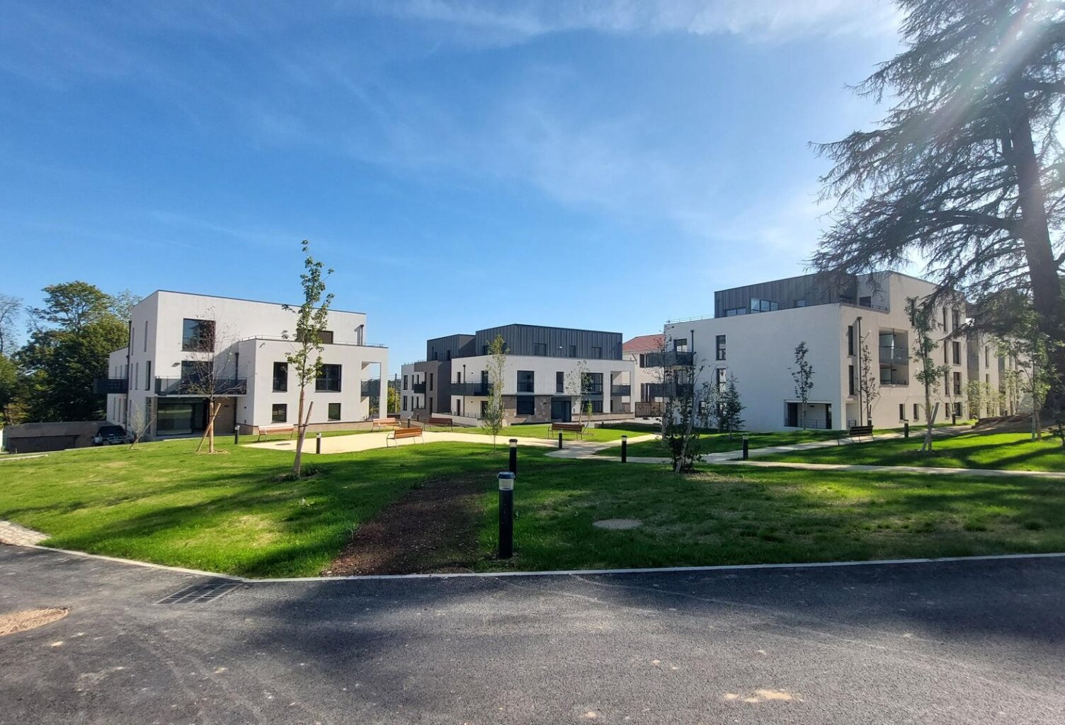 Location appartement 2 pièces 42 m² à Saint-Cyr-au-Mont-d'Or (69450) — photo 1