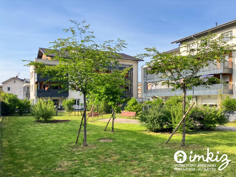 T4 en rez-de-jardin avec jardin et terrasse — photo 1