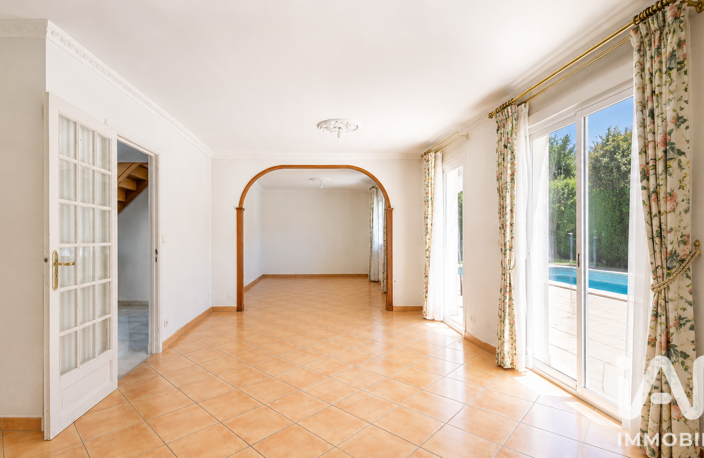 Vente Maison/villa 7 pièces — photo 2