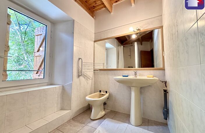 Vente appartement 4 pièces 145 m² Tarascon-sur-Ariège (09400) — photo 4
