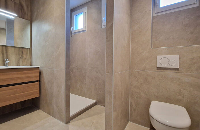 Appartement Aix Les Bains 3 pièces 62.92 m2 Rénové — photo 3