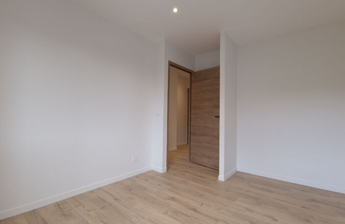 Appartement Aix Les Bains 3 pièces 62.92 m2 Rénové — photo 5