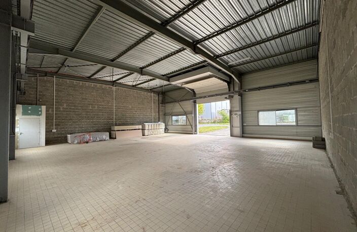 Locaux d'activité Douvres la Délivrande 239 m2 — photo 2
