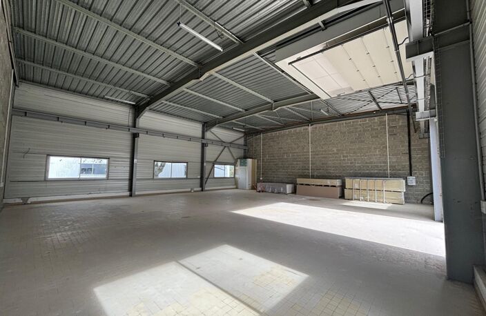 Locaux d'activité Douvres la Délivrande 239 m2 — photo 3