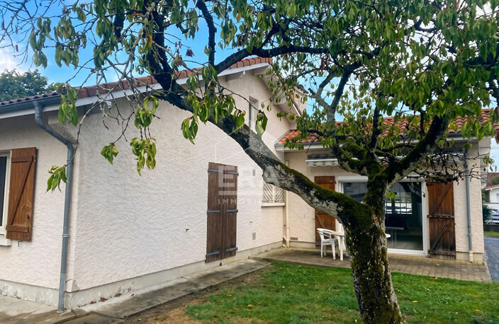 Pau, secteur hôpital - maison de 132 m² à rafraîchir, 4 chambres — photo 2