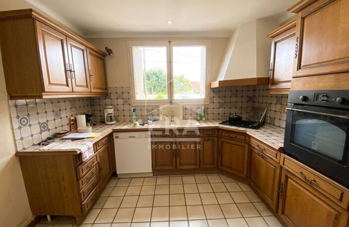 Pau, secteur hôpital - maison de 132 m² à rafraîchir, 4 chambres — photo 5
