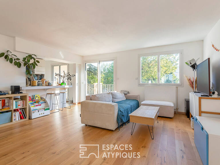 Appartement rénové dans résidence avec parc arboré et piscine. — photo 1