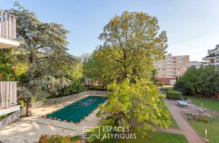 Appartement rénové dans résidence avec parc arboré et piscine. — photo 3