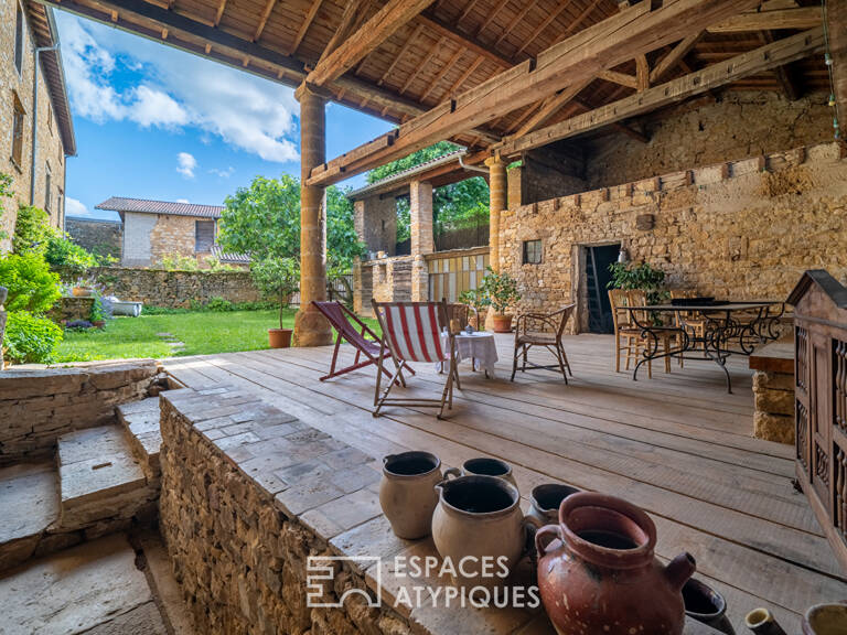 Maison de caractère du XVIIeme siècle au coeur des monts d'or — photo 1