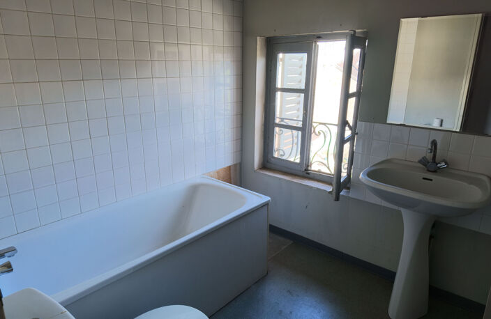 Appartement Lons Le Saunier 3 pièce(s) — photo 3