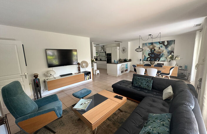 Exclusivité, vente Puyricard proche centre, appartement T4 de 92 m2 avec terrasse 22 m2, garage et parking — photo 3