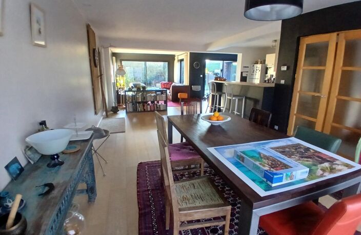 MAISON 3 CHAMBRES - BUREAU - GARAGE - PATIO ENSOLEILLE - POSSIBILITE DE SEMI PLAIN PIED — photo 2