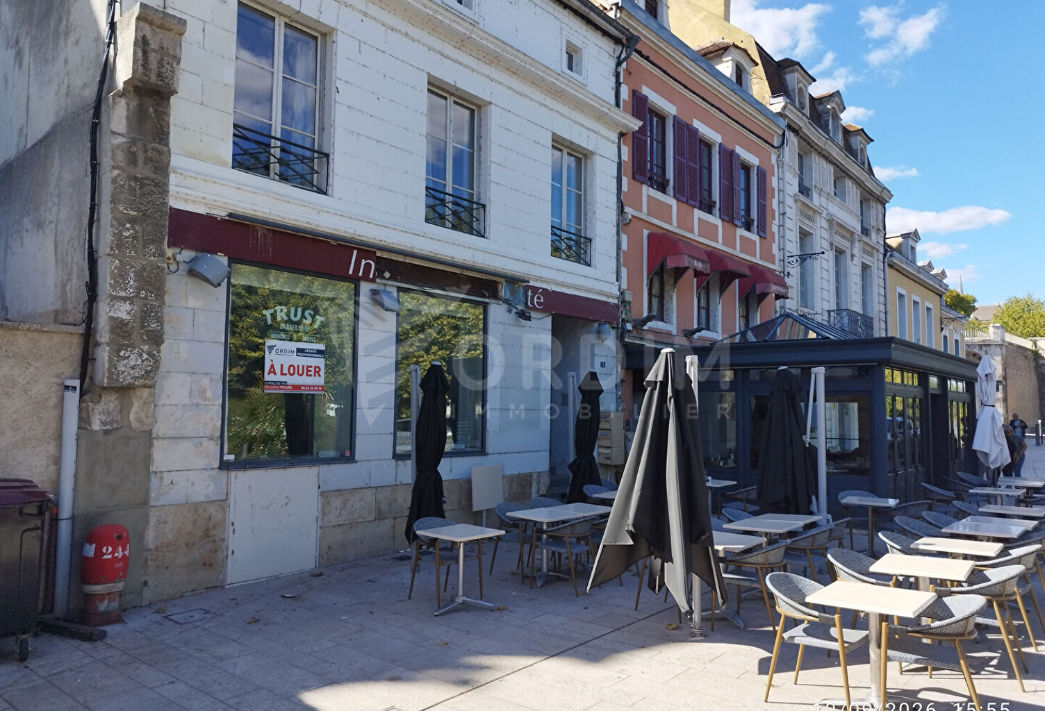 AUXERRE 4 QUAI DE LA RÉPUBLIQUE - LOCAL COMMERCIAL DE 51M² — photo 1