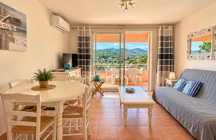 2 PIECES AVEC VUE MER DERNIER ETAGE AUX ISSAMBRES — photo 4
