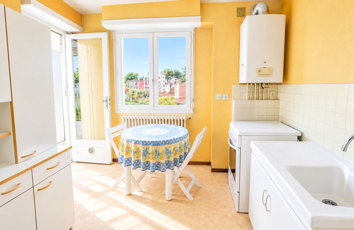 Bayonne quartier Beyris - Appartement T3 de 68 m² avec terrasse, balcons et cave — photo 3