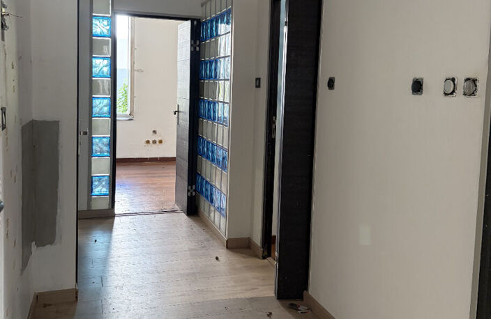 Appartement  3 Pièces en Rez de Jardin Marseille 13005 Le Camas — photo 4