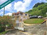 Ensemble immobilier, t4, 2 t2, bourg de Sainte-Anne — photo 2