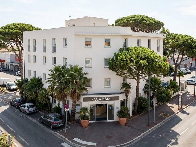 Hôtel - Bureau — photo 1