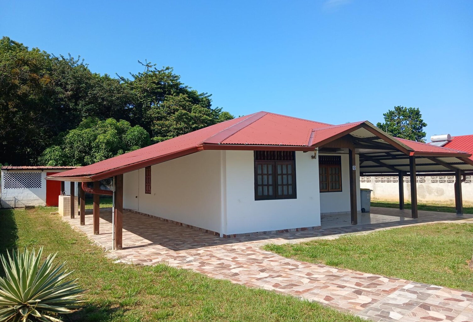Villa spacieuse à Macouria de plein-pied — photo 1