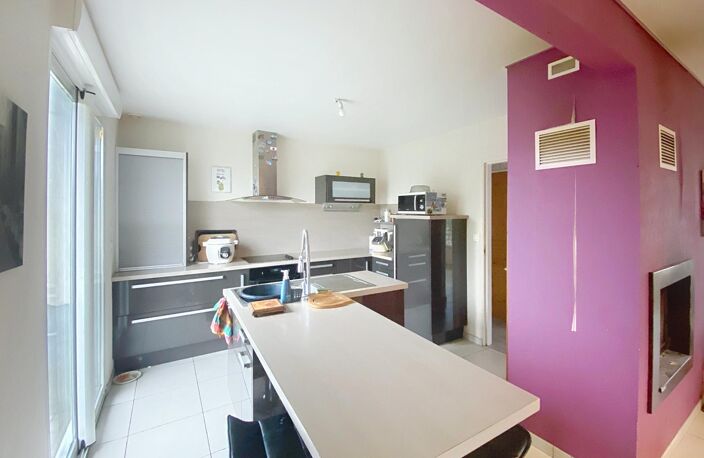 Maison 111 m², 5 chs, sous sol, terrain 465 m², Messei — photo 2