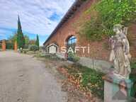 Maison de caractère T6 de150 m² env. domaine du château, avec piscine et jacuzzi privatifs. — photo 2