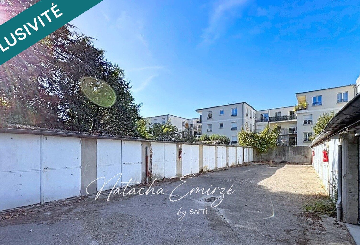 En centre-ville de Chatou, vente en bloc de 20 box — photo 1