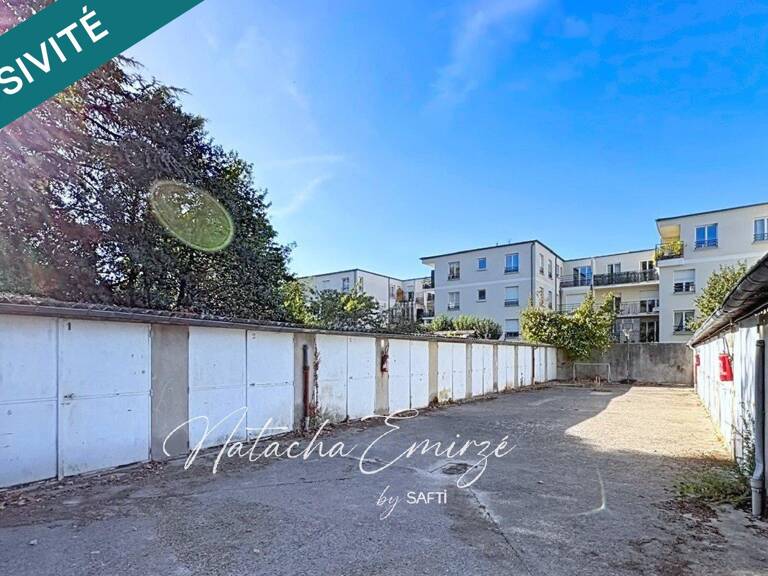 En centre-ville de Chatou, vente en bloc de 20 box — photo 1