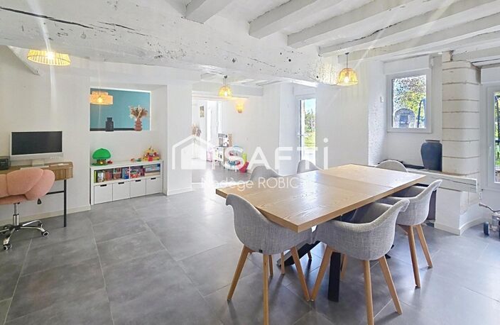Maison, 4 Chambres, Seiches sur Le Loir — photo 2