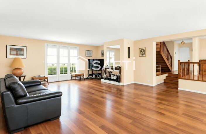5 chambres, parcelle + 1000 m2, garage 2 voitures — photo 2