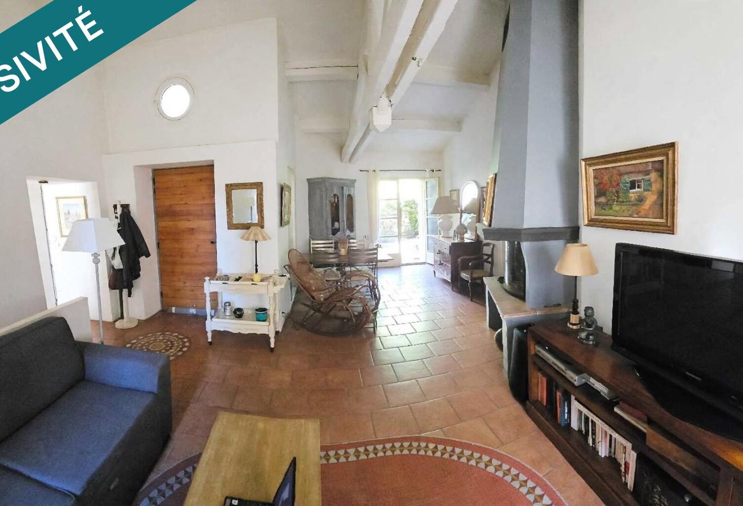 Maison de village pleine de charme avec extérieur. — photo 1