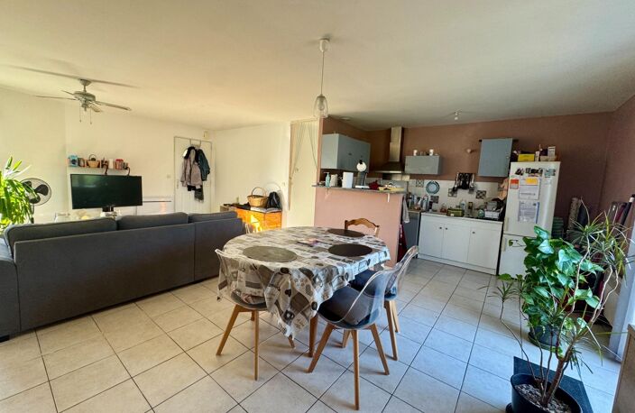 Maison 3 chambres avec garage et jardin à Cancon — photo 3
