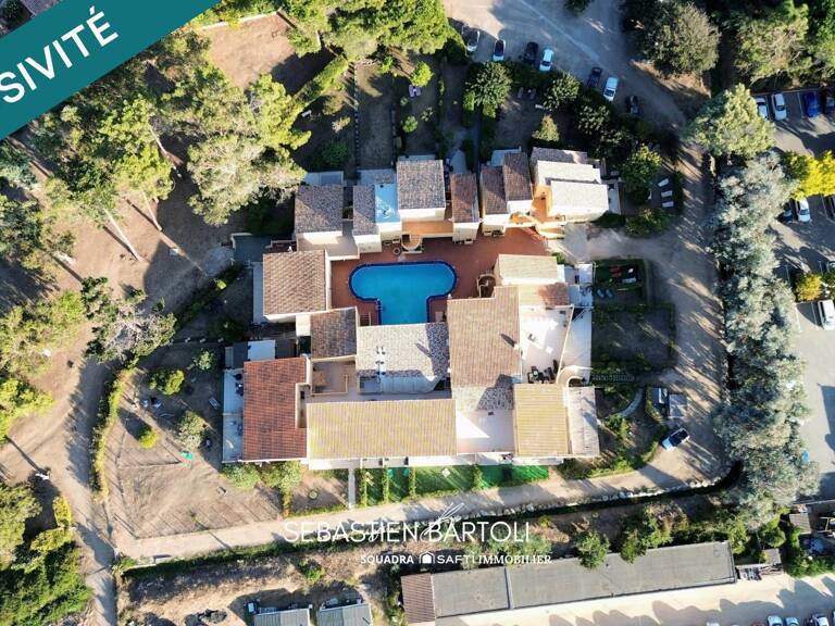 Vente aux enchères Appartement T3 53m2 avec piscine et plage à pied — photo 1