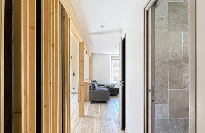 MANDEURE  Une maison pleine de charme, aux beaux volumes et aux multiples possibilités ! — photo 4