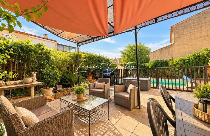 Villa 90 m²  3 chambres  Piscine  Garage  Panneaux photovoltaïques — photo 2