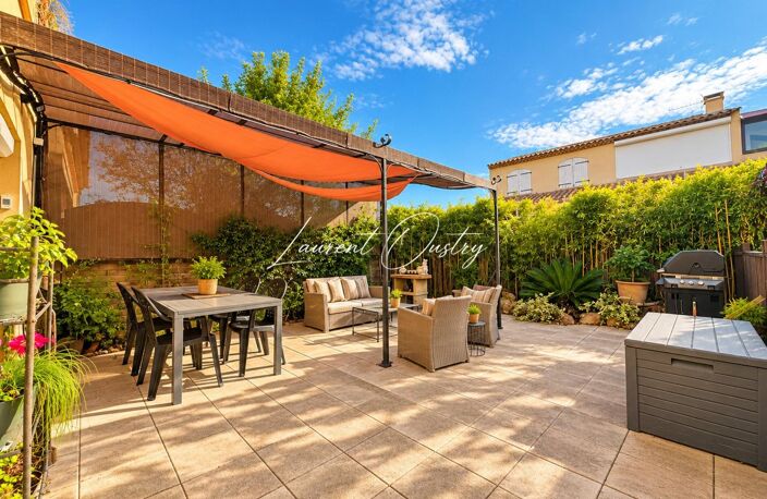 Villa 90 m²  3 chambres  Piscine  Garage  Panneaux photovoltaïques — photo 4