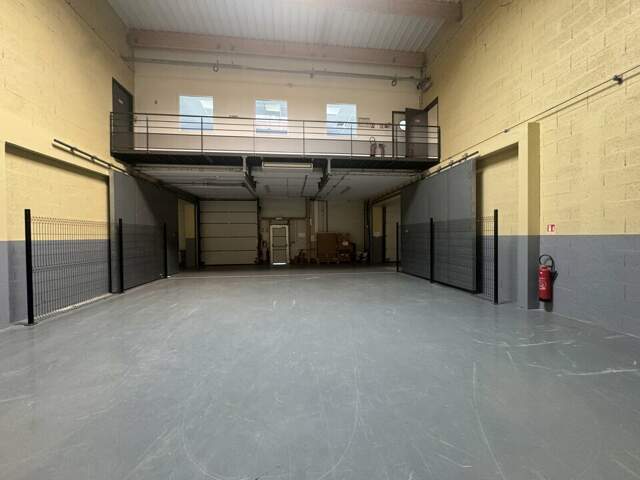 à VENDRE — photo du bien