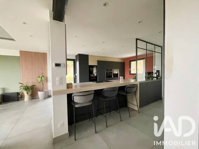 Vente Maison/villa 9 pièces — photo 1