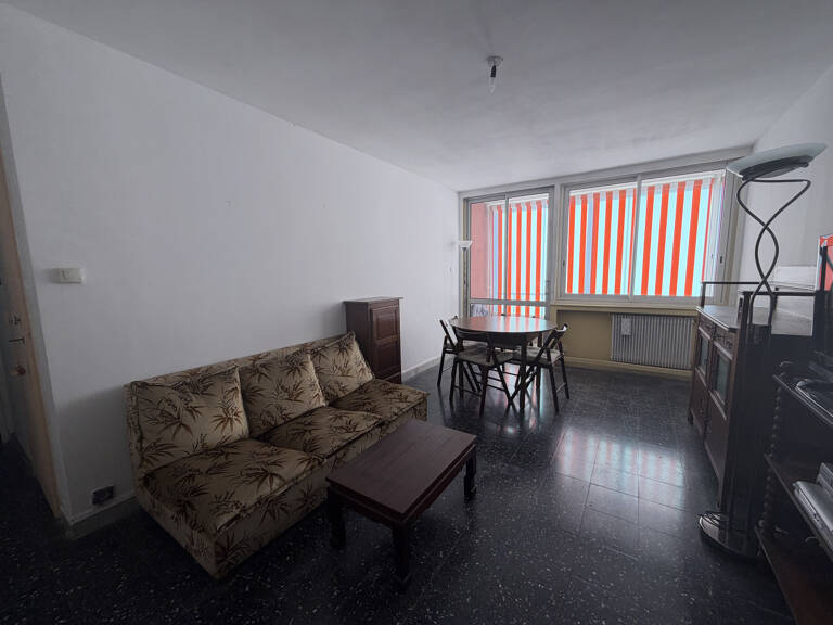 APPARTEMENT TYPE 3 13009 MARSEILLE — photo 1