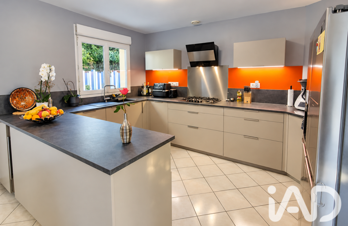 Vente Maison traditionnelle 8 pièces — photo 4
