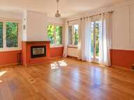Cadre exceptionnel  Maison lumineuse avec vue, parc en bord de rivière — photo 3
