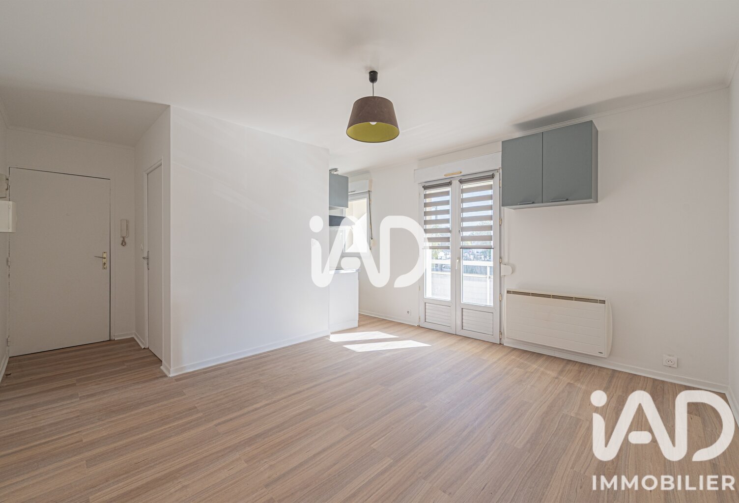 Vente Studio 1 pièce — photo 1