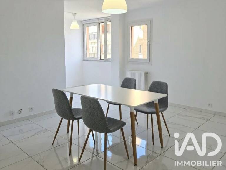 Location Appartement 3 pièces — photo 1