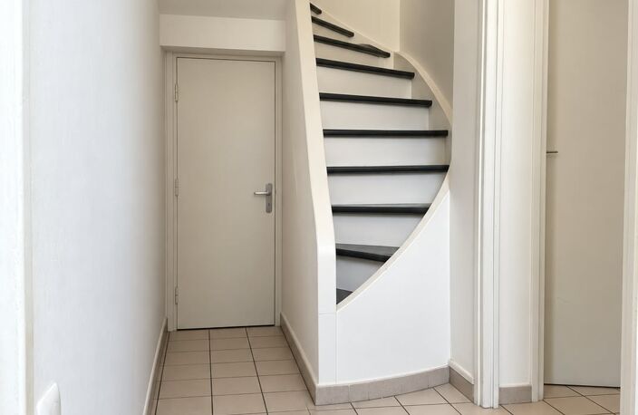 Location Maison/villa 5 pièces — photo 3