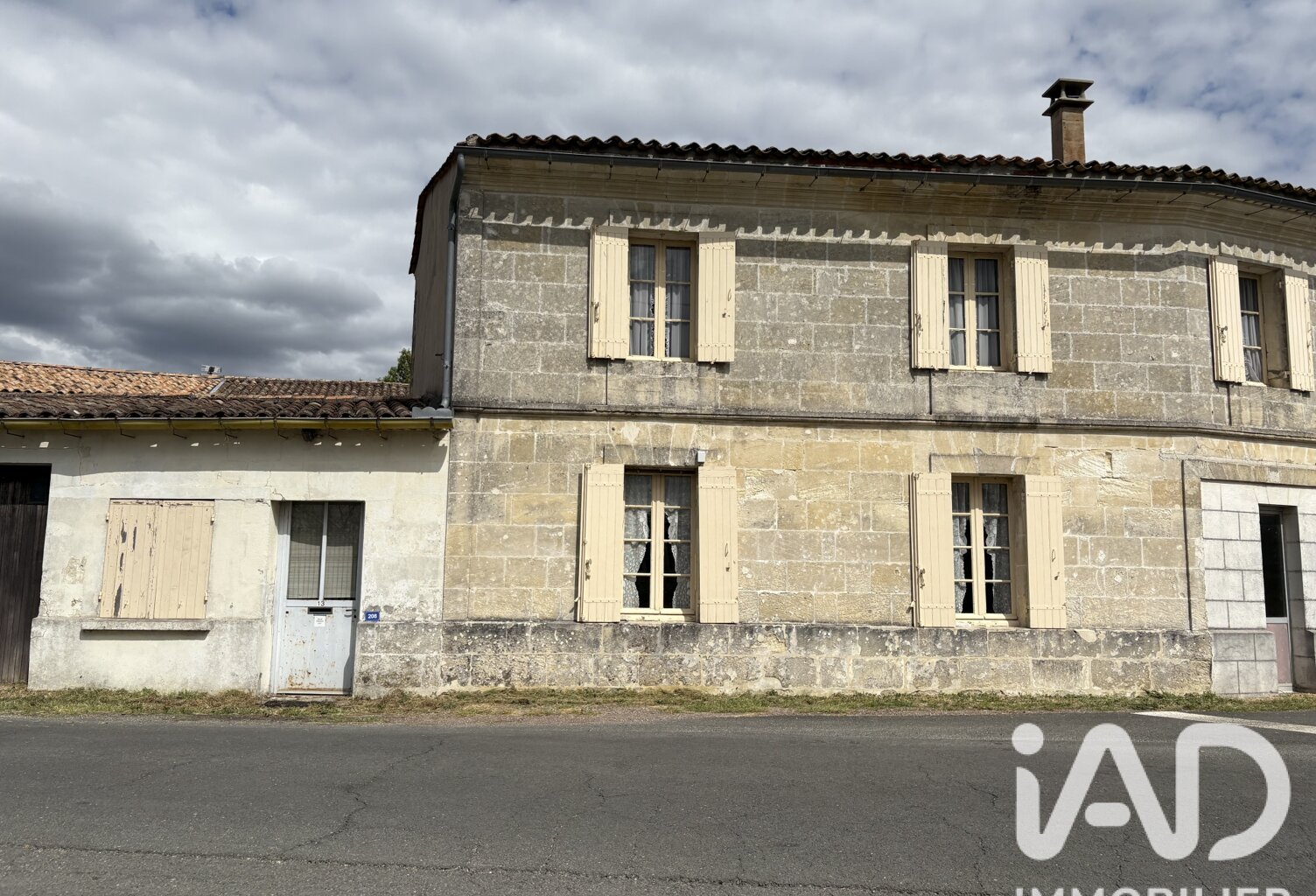 Vente Maison de village 8 pièces — photo 1