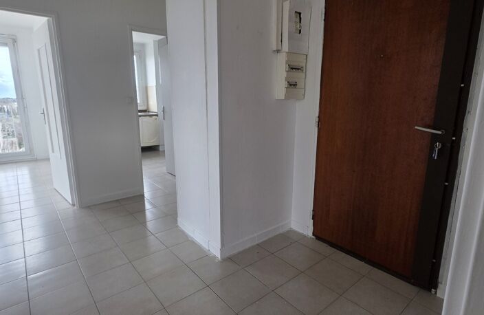 Location Appartement 3 pièces — photo 3