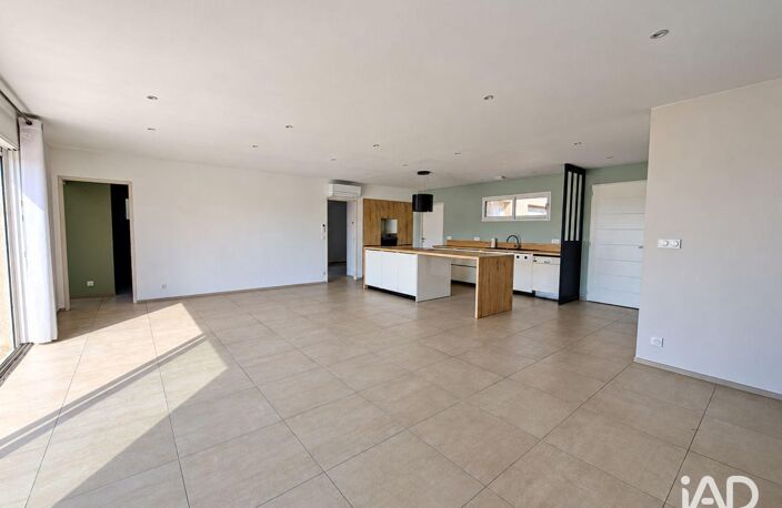 Vente Maison/villa 6 pièces — photo 2