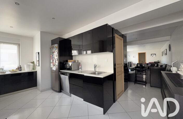 Vente Maison/villa 4 pièces — photo 2