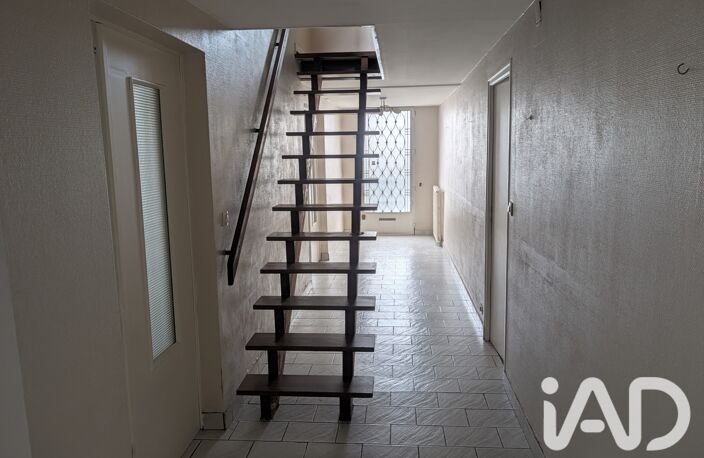Vente Maison/villa 5 pièces — photo 2