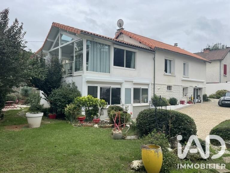 Vente Maison/villa 7 pièces — photo 1